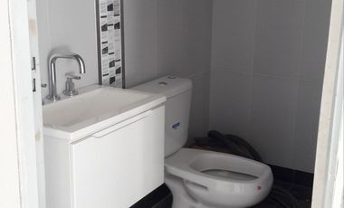 Local comercial a metros de avenida freyre