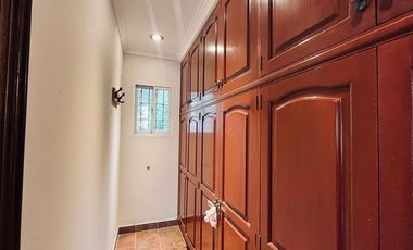 CASA EN VENTA A POCOS MINUTOS DE SANTA FE