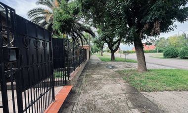 CASA EN VENTA A POCOS MINUTOS DE SANTA FE