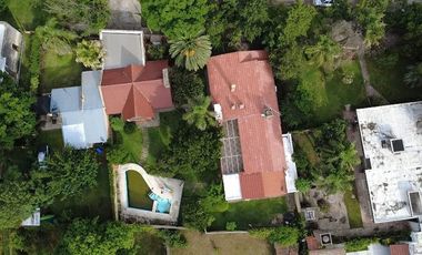 CASA EN VENTA A POCOS MINUTOS DE SANTA FE