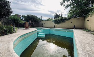 CASA EN VENTA A POCOS MINUTOS DE SANTA FE
