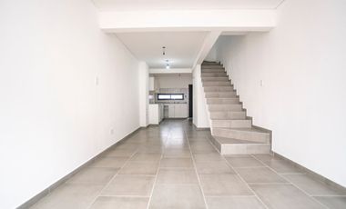 DUPLEX EN VENTA PLATANOS