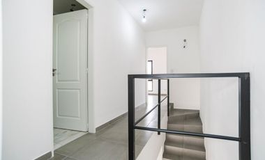 DUPLEX EN VENTA PLATANOS