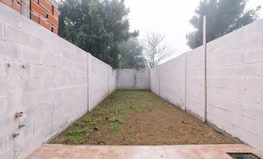 DUPLEX EN VENTA PLATANOS