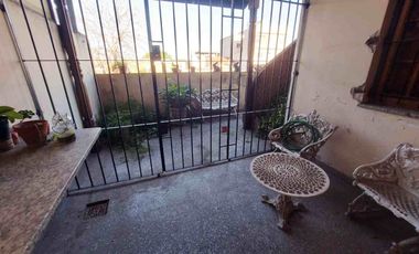 VENTA CASA 3 AMB PILETA COCHERA  DEPOSITO SARANDI