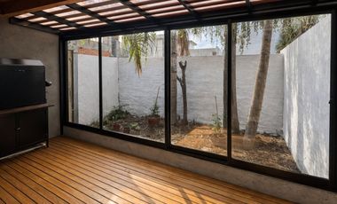 VENTA CASA 4 AMB CON COCHERA Y QUINCHO BERAZATEGUI