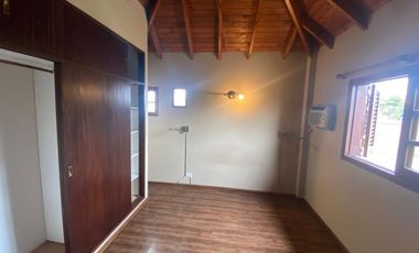 CASA DUPLEX 3 AMBIENTES CON COCHERA EZPELETA