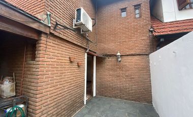 CASA DUPLEX 3 AMBIENTES CON COCHERA EZPELETA