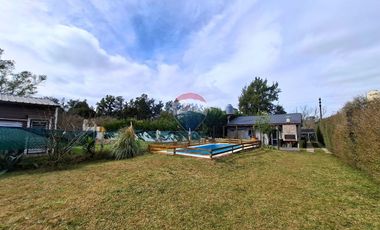 VENTA CASA QUINTA EL PATO CON PILETA
