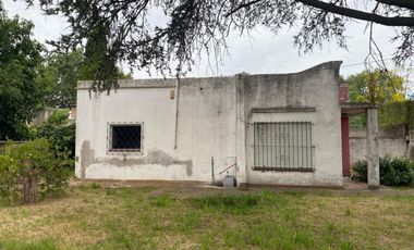 VENTA CASA A RECICLAR EN HUDSON.