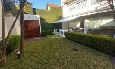 Venta Casa 5 amb.  jardín cochera Quilmes centro