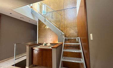 Venta Casa 5 amb.  jardín cochera Quilmes centro