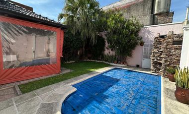 Casa 2/3 Dorm-Pileta-Cochera barrio Sur