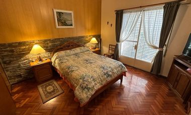 Casa 2/3 Dorm-Pileta-Cochera barrio Sur