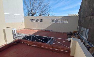 Casa 2/3 Dorm-Pileta-Cochera barrio Sur