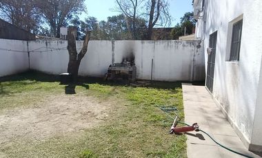 ALQUILA DUPLEX ARGÜELLO 3 DORM