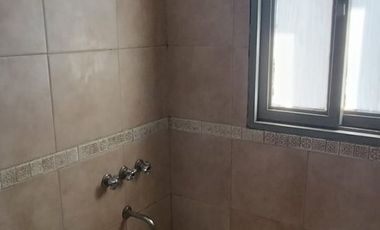 ALQUILA DUPLEX ARGÜELLO 3 DORM