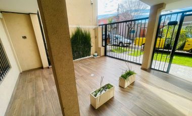 CASA EN VENTA OLMOS - 3 dorm + pileta + cochera