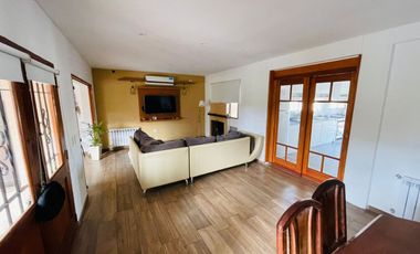 CASA EN VENTA OLMOS - 3 dorm + pileta + cochera