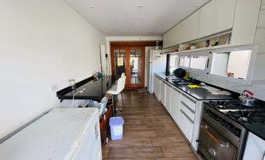 CASA EN VENTA OLMOS - 3 dorm + pileta + cochera