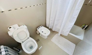 CASA EN VENTA OLMOS - 3 dorm + pileta + cochera