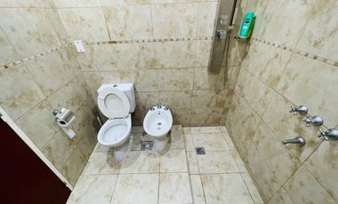 CASA EN VENTA OLMOS - 3 dorm + pileta + cochera