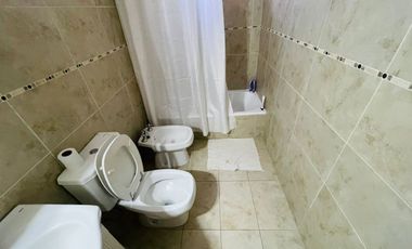 CASA EN VENTA OLMOS - 3 dorm + pileta + cochera