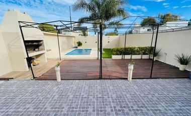 CASA EN VENTA OLMOS - 3 dorm + pileta + cochera