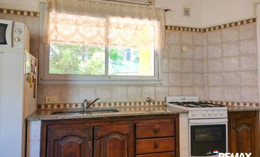 CASA VENTA VALERIA DEL MAR EN ESQUINA