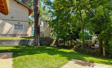 CASA VENTA VALERIA DEL MAR EN ESQUINA