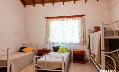 CASA VENTA VALERIA DEL MAR EN ESQUINA