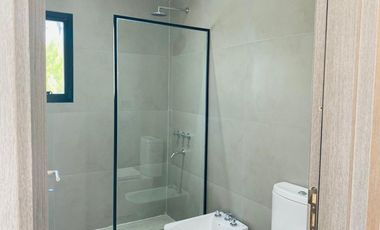 Venta casa 5ambientes gas natural Costa Esmeralda