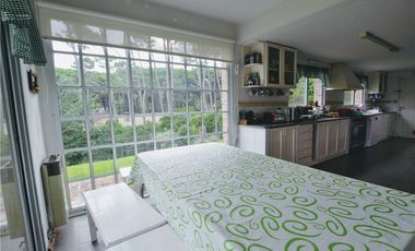 Venta Importante Casa en Carilo