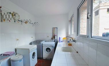 Venta Importante Casa en Carilo