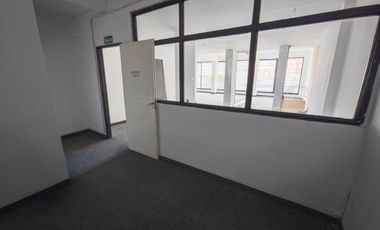 ALQUILER COMERCIAL FRENTE A CALLE MICROCENTRO NQN