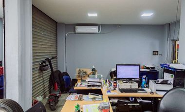 VENTA LOCAL COMERCIAL PLOTTIER