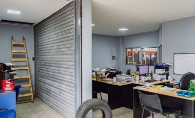 VENTA LOCAL COMERCIAL PLOTTIER