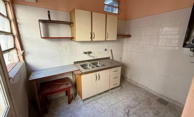 PH 2 AMBIENTES EN VENTA VILLA DOMINICO CON PATIO