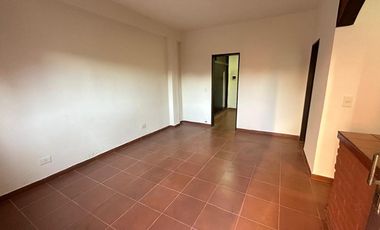 DEPOSITO EN VENTA EN BLOCK AVELLANEDA OPORTUNIDAD