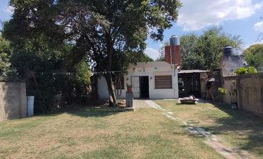 venta casa amplio parque cuatro ambientes moreno