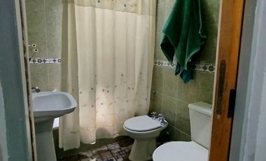 venta casa amplio parque cuatro ambientes moreno