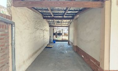 venta casa amplio parque cuatro ambientes moreno