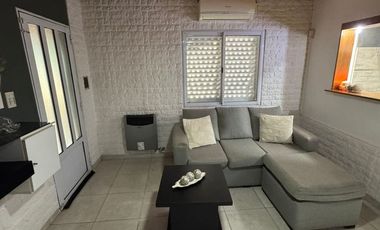 VENTA CASA DOS DORMITORIOS -  BARRIO NORTE