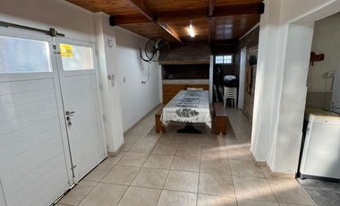 VENTA CASA DOS DORMITORIOS -  BARRIO NORTE