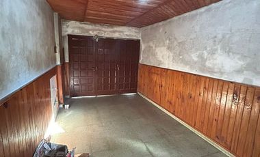 VENTA DE CASA EN BARRIO OESTE