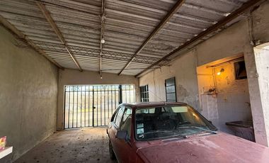 VENTA CASA A REACONDICIONAR ZONA OESTE