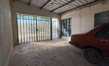 VENTA CASA A REACONDICIONAR ZONA OESTE
