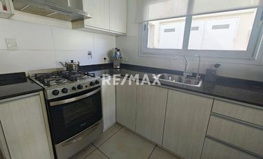 ALQUILER CASA EX ZONA PEAJE - CENTENARIO