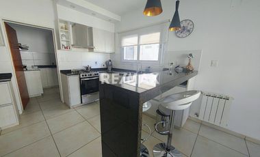 ALQUILER CASA EX ZONA PEAJE - CENTENARIO