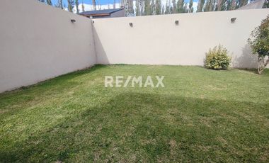 ALQUILER CASA EX ZONA PEAJE - CENTENARIO